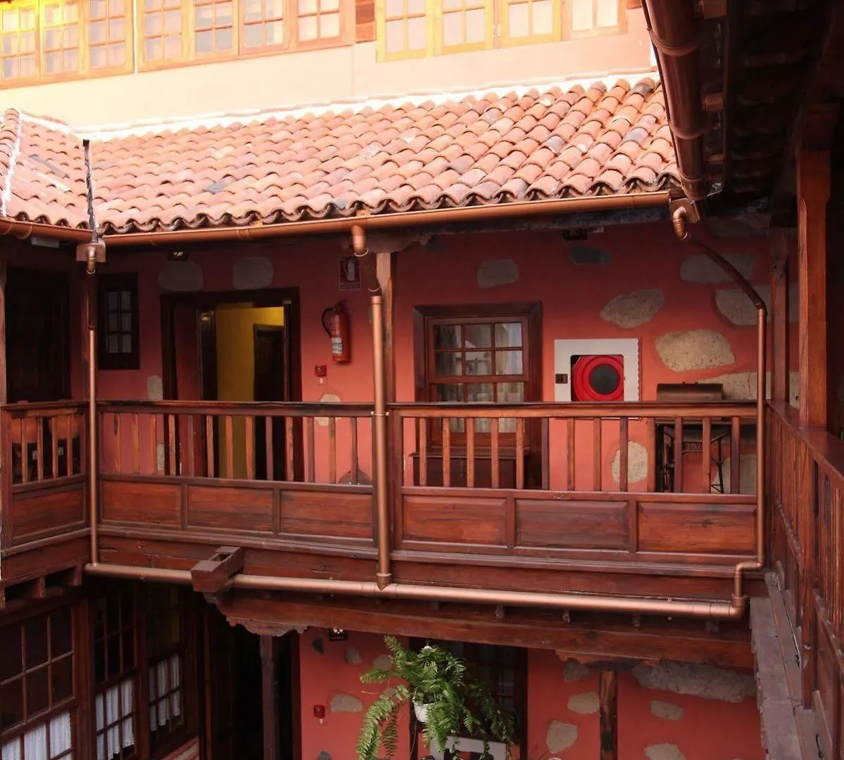 Fonda Central Costa Adeje  Espanha